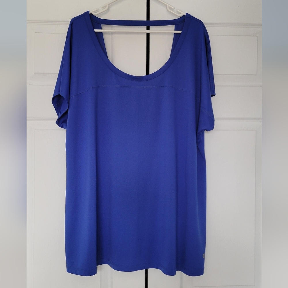 Livi Active Vibrant Blue Top